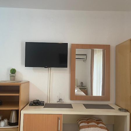 Guest House Jasna Budva Exterior photo
