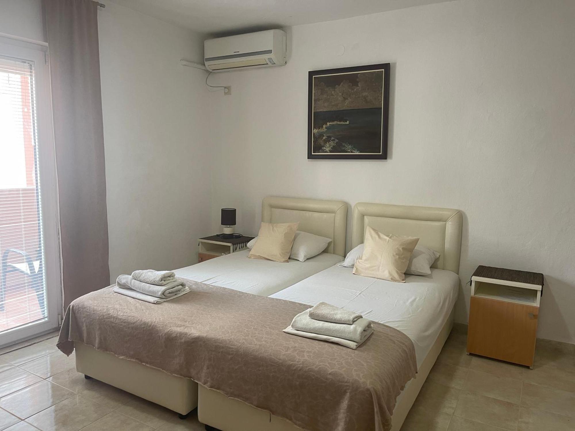 Guest House Jasna Budva Exterior photo
