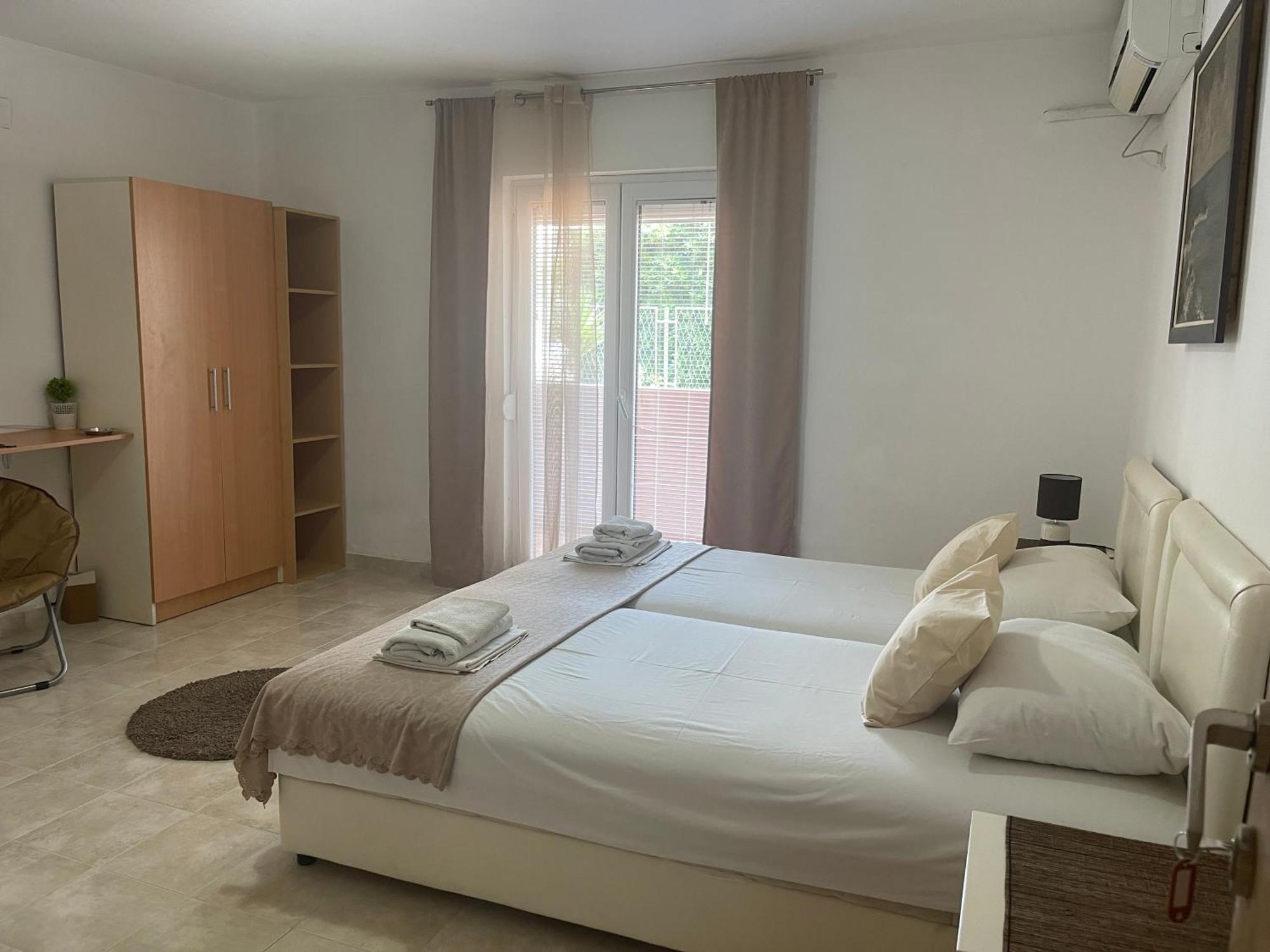 Guest House Jasna Budva Exterior photo