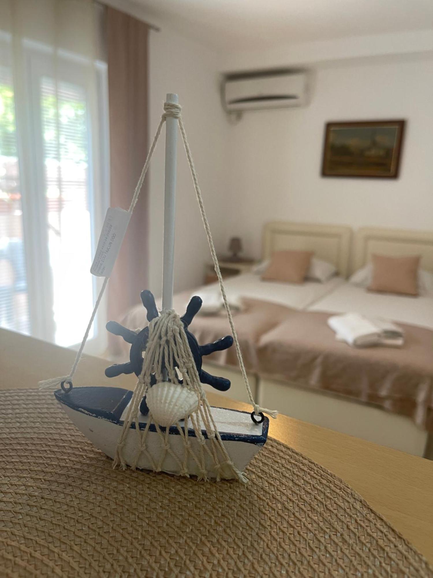 Guest House Jasna Budva Exterior photo
